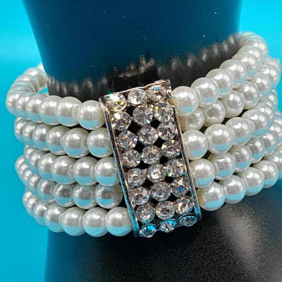 Vintage Faux Pearl Clear Rhinestone Stretch Bracelet, Wedding Jewelry - Picture 1 of 11